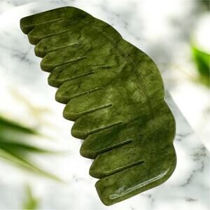 NIB Jade Comb Grace & Stella Natural Hand Carved Scalp Hair Relaxation NEW